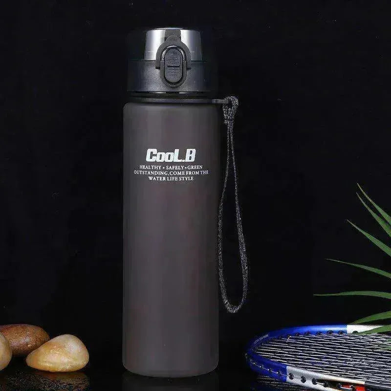 Gobelet d'eau en plastique givré avec couvercle à ressort - EX-STOCK CANADA
