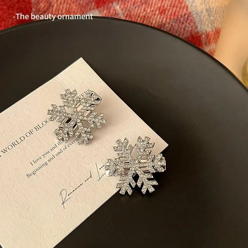 Crystal Snowflake Pearl flower Retro Hair Clip - EX-STOCK CANADA