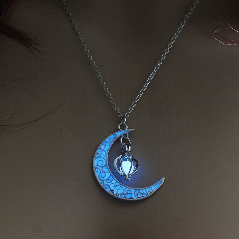 Glowing Pendant Necklaces Silver Plated Chain Necklaces EX-STOCK