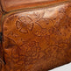 Borsa a travolla in pelle in rilievo MET Flower 
