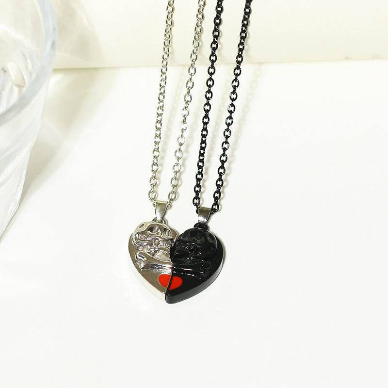 Punk Retro Skull Pendant Halloween Necklace Heart-shaped Magnetic Stitching Love Skull Couple Necklace EX-STOCK