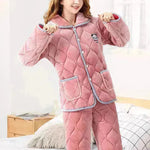 Además, el atuendo de invierno de terciopelo se puede usar fuera del invierno y el pijama de otoño y la ropa de dormir