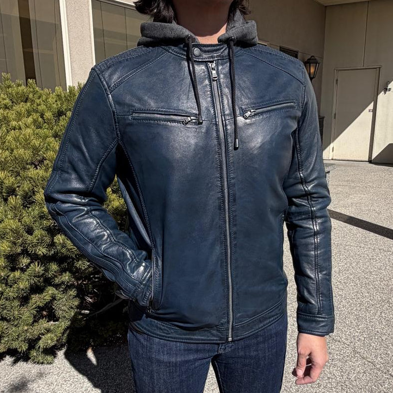 BOL Herren Lederjacke mit Kapuze und Druckknopfkragen 