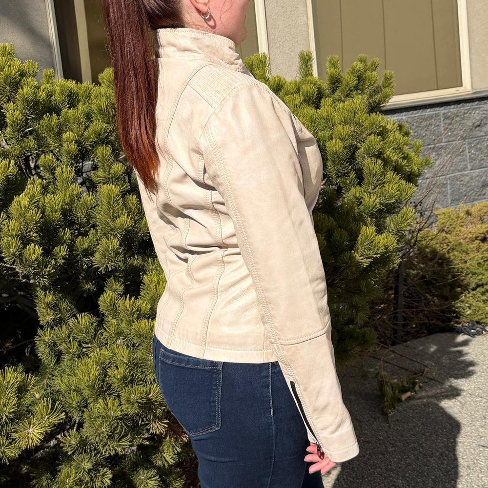 Women's Classic Lamb Leather Jacket. Round Collar with Studs, 4 Zippered Pockets & Shoulder Accent Stitching 