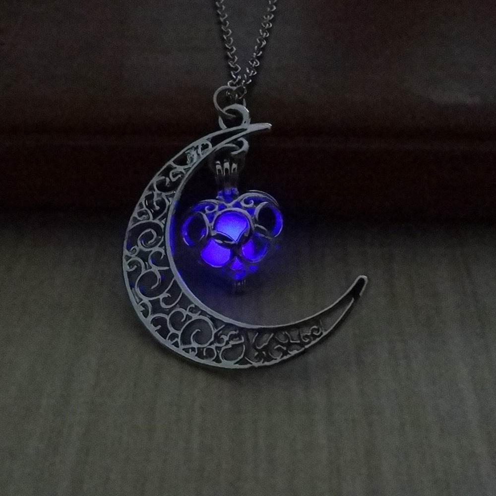 Glowing Pendant Necklaces Silver Plated Chain Necklaces EX-STOCK