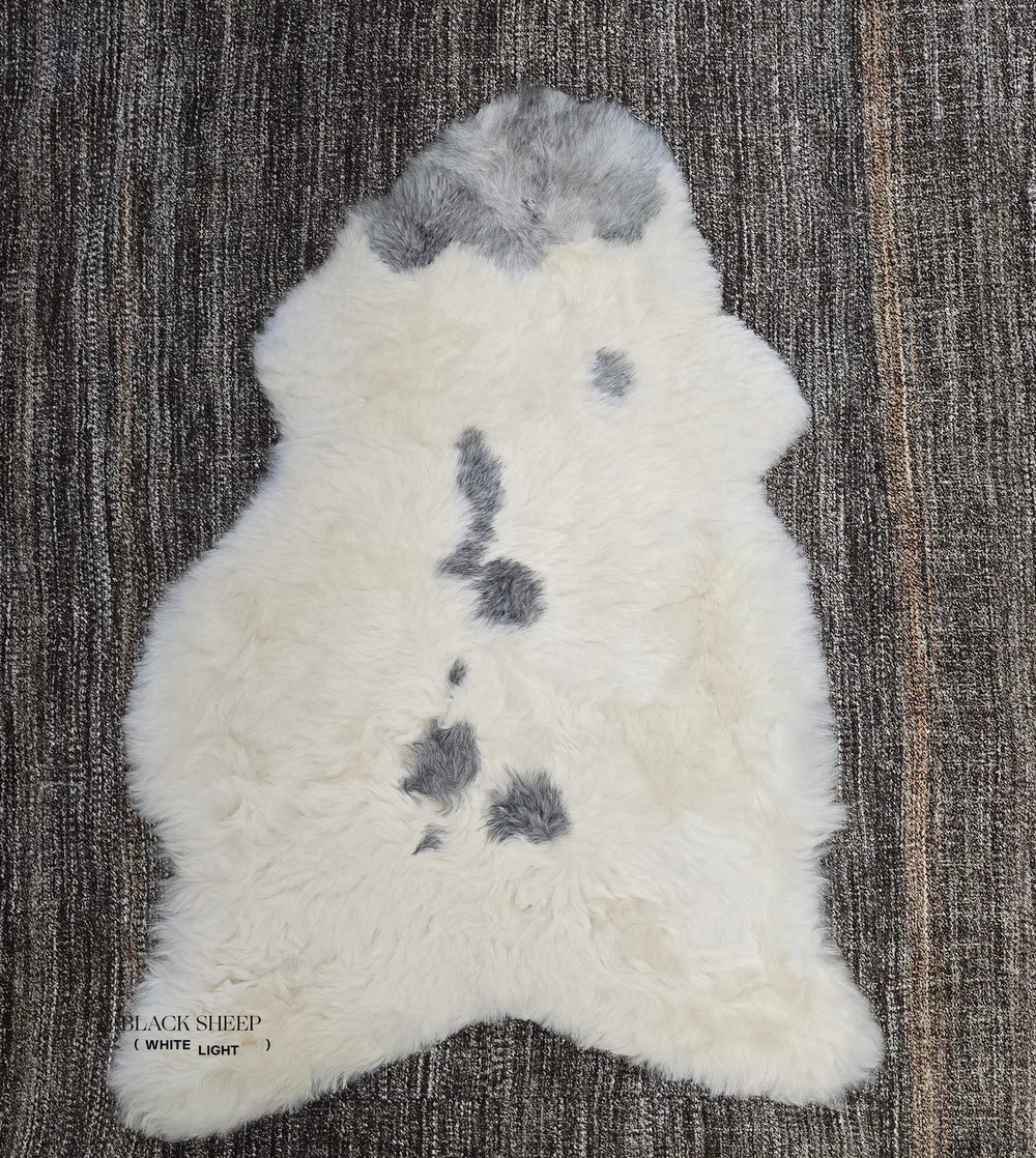 Peau de mouton islandaise grise tondue à taches | AléatoireEX-STOCK Canada 