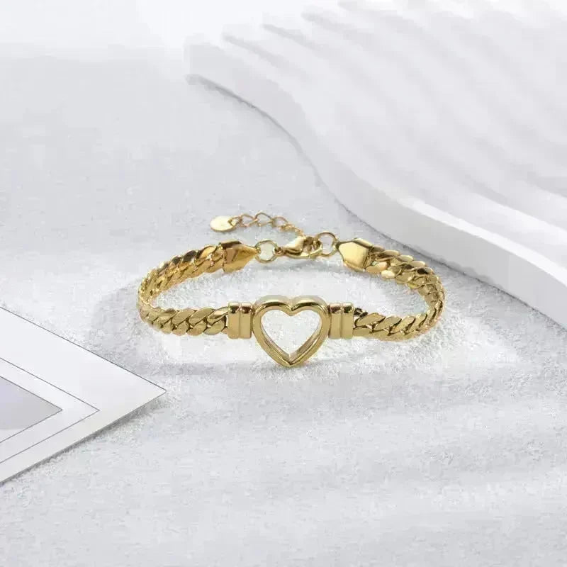 Fashion Simple Hollow Heart Titanium Steel Valentine Bracelet gift - EX-STOCK CANADA