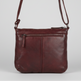 Bolso cruzado de cuero MET V Stitch 