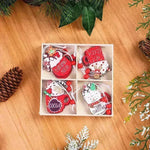 Colgante de decoraciones navideñas de madera.