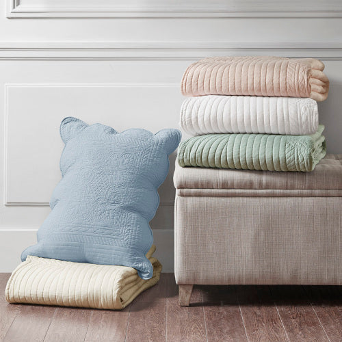 3 Piece Reversible Scalloped Edge Quilt Set Cream King Cal King EX-STOCK