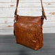 Borsa a travolla in pelle in rilievo MET Flower 