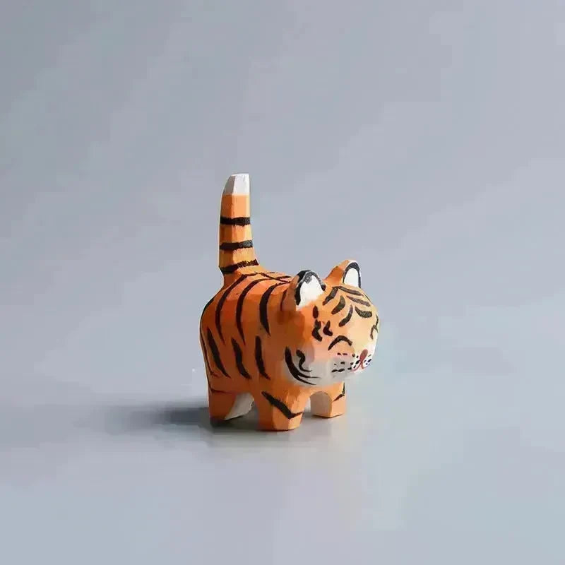 Creative Decorative Hand carved wooden Cat Trinkets Ornaments - EX-STOCK CANADA