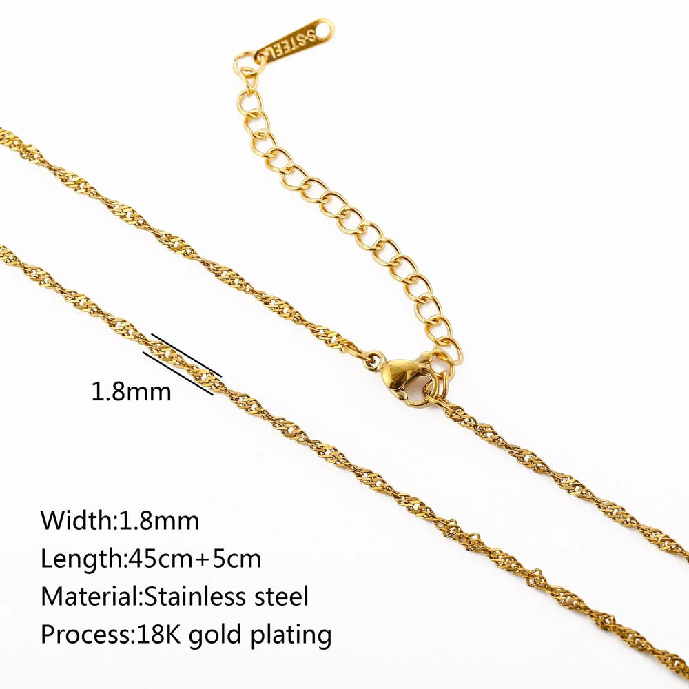 Stainless Steel Vacuum Vapor Plating 18K Gold Color Protection Lip Chain Necklace - EX-STOCK CANADA