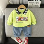 Camisa y pantalones de sudadera con capucha para niños impresos por dibujos animados con dos piezas para niños
