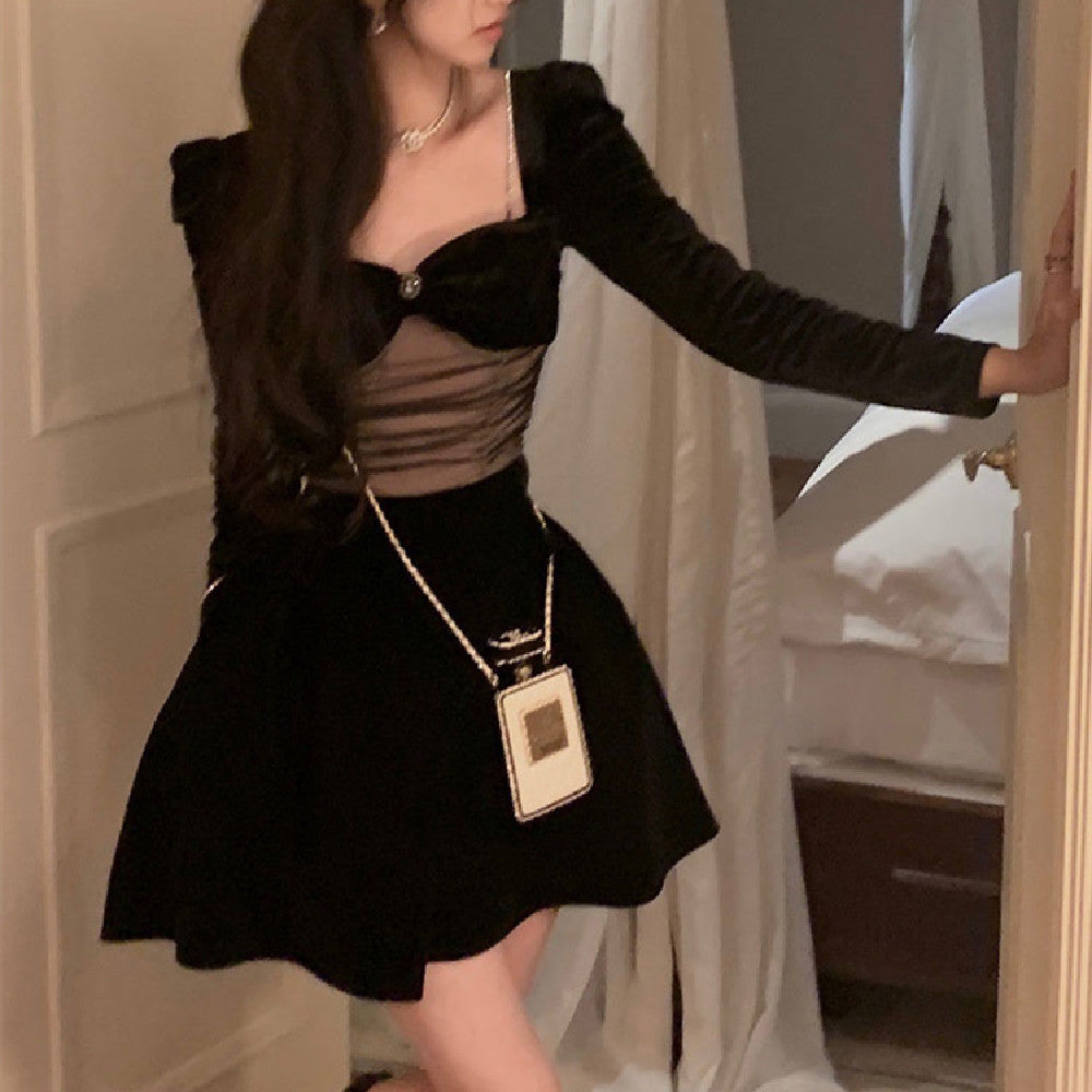Women's Square-Neck Velvet Long Sleeve Mini Dress
