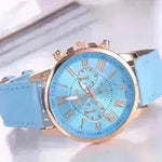 Reloj de cinturón digital romano