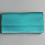 Cartera de cuero trifold con solapa para mujeres de JBG InternationalEX-STOCK Canada 