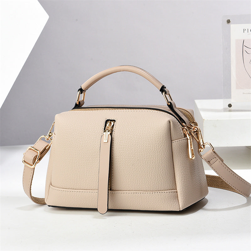 Sac à main Carmine Classy - Vente de sac en cuir PU carré petit à logo personnalisé, nouveau sac à bandoulière d'épaule à fermeture éclair, grande capacité, sac à main décontracté pour femmeEX-STOCK Canada 