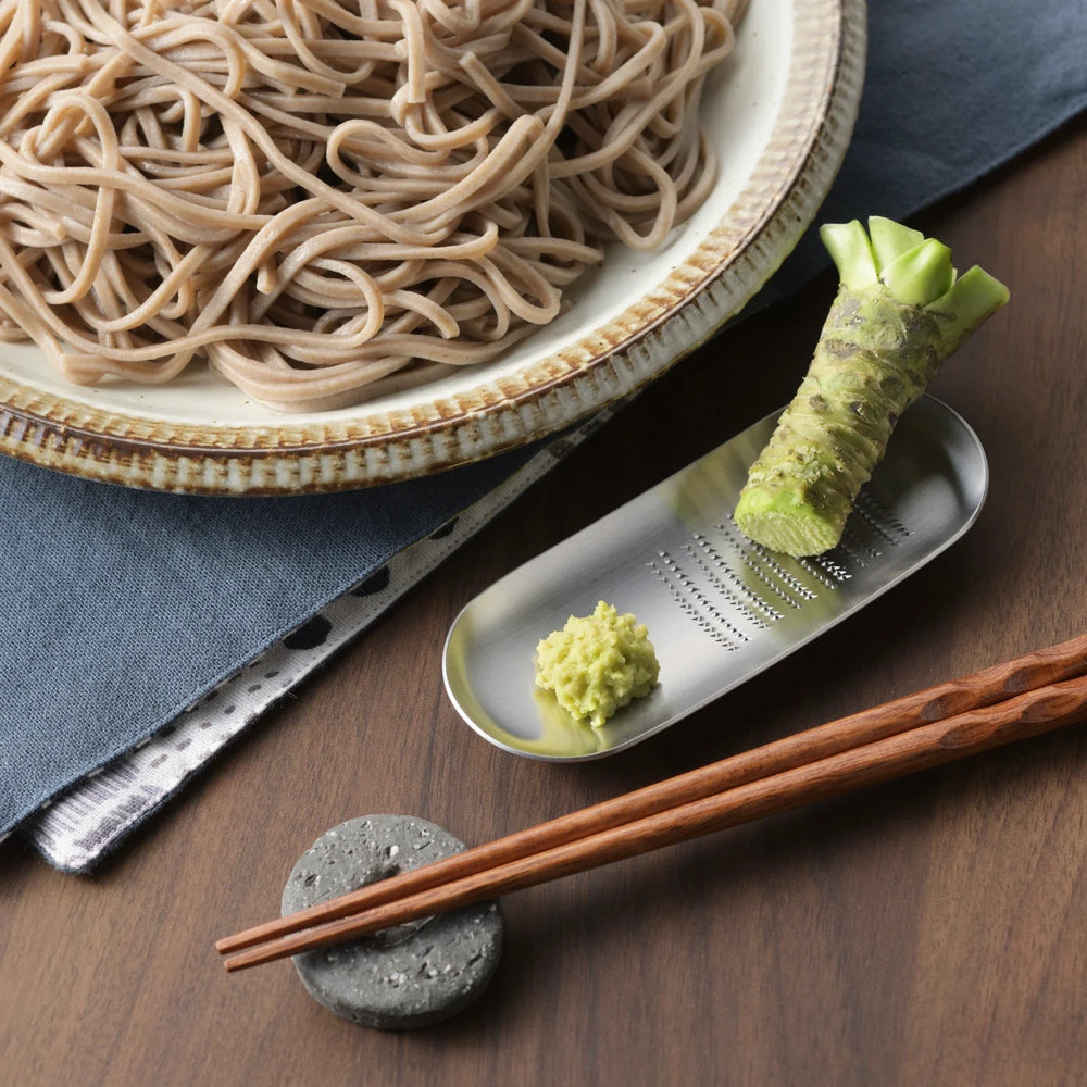 Eatoco Oros S Mini Grater – Japanese Stainless Steel Condiment Zester 