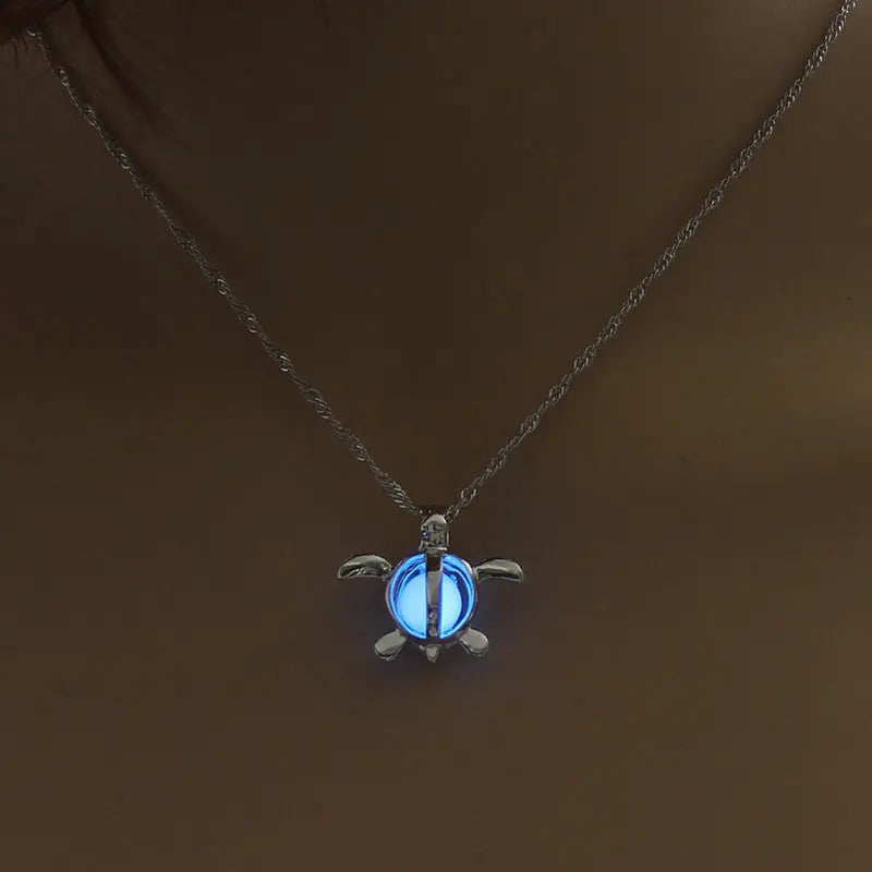 Fashion Moon Natural Glowing Stone Healing Necklace Women Gift Charm Luminous Pendant Necklace Jewelry - EX-STOCK Canada