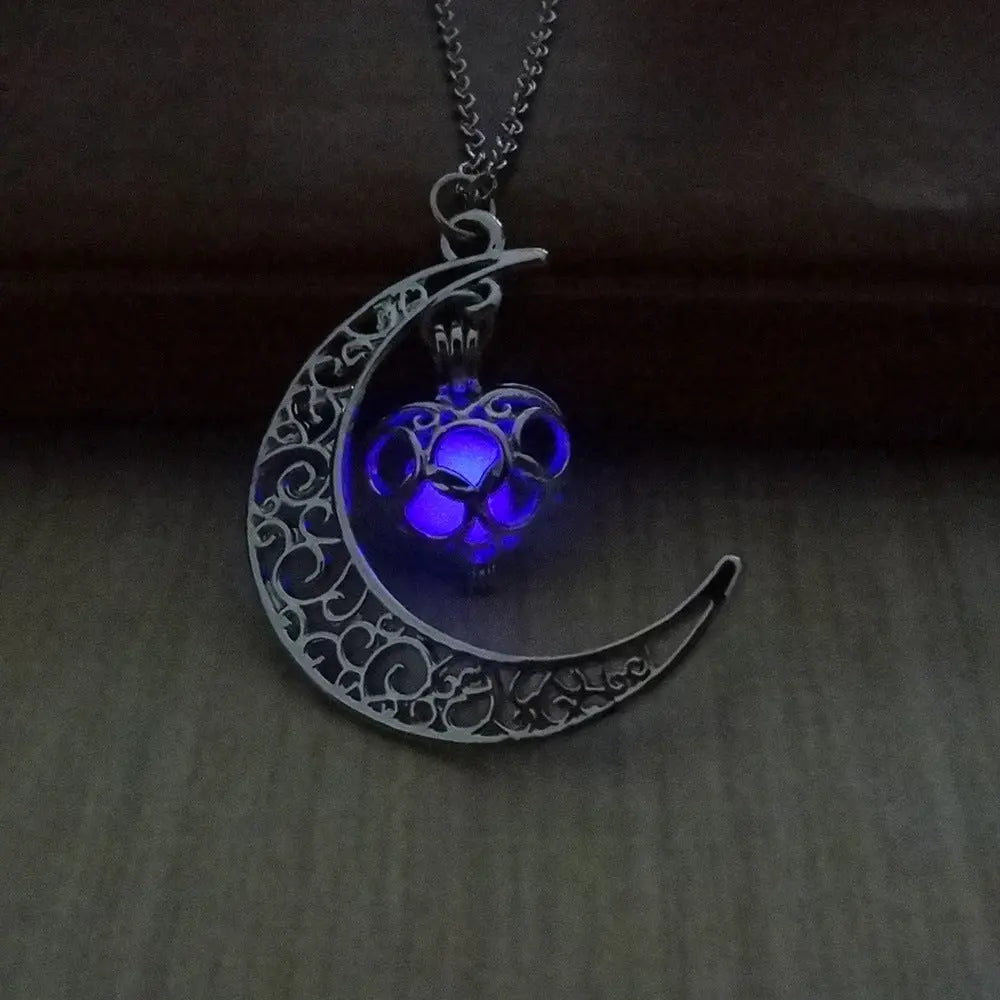 Glowing Pendant Necklaces Silver Plated Chain Necklaces - EX-STOCK Canada