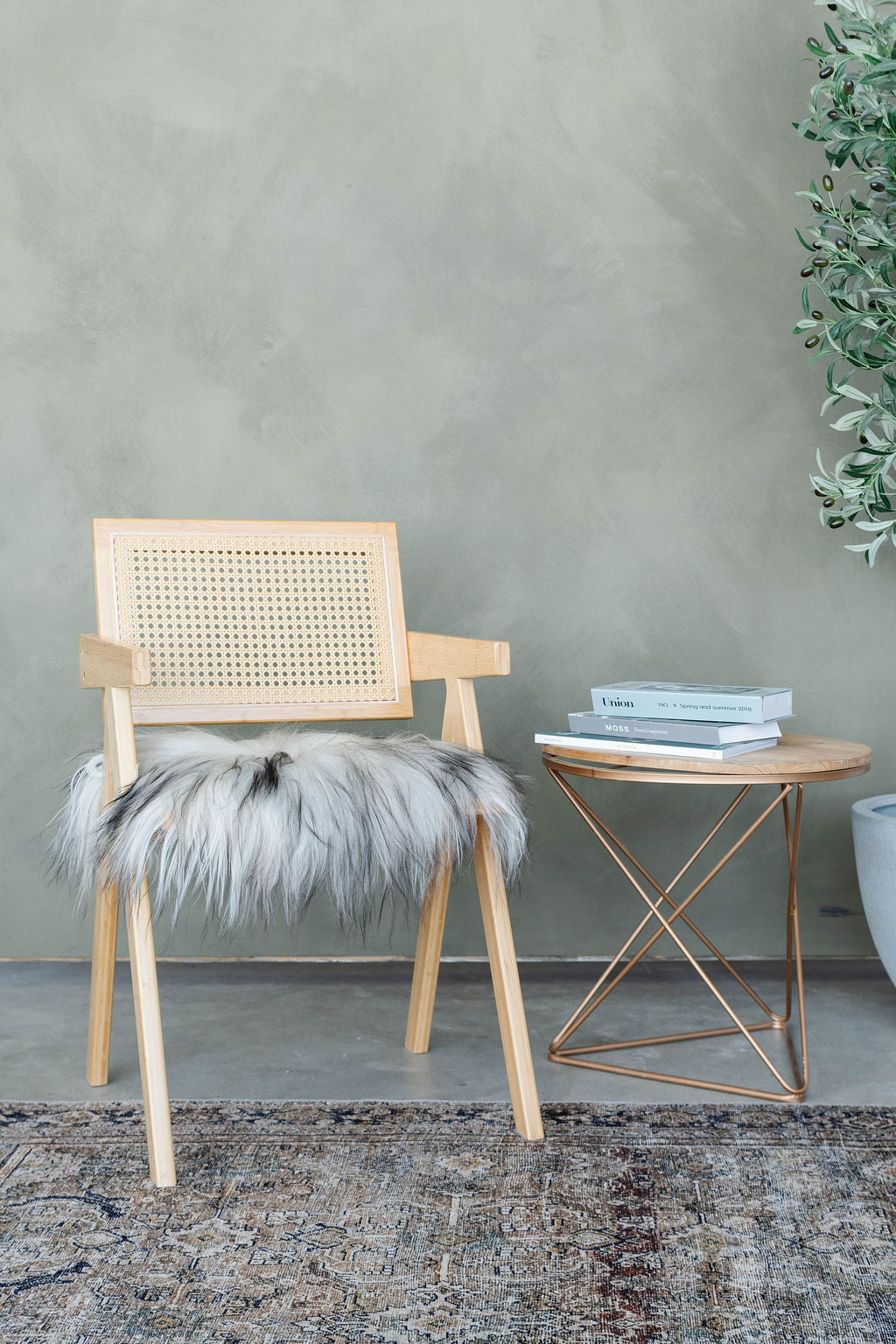 Natural Light Grey Icelandic Sheepskin Chair Pad 