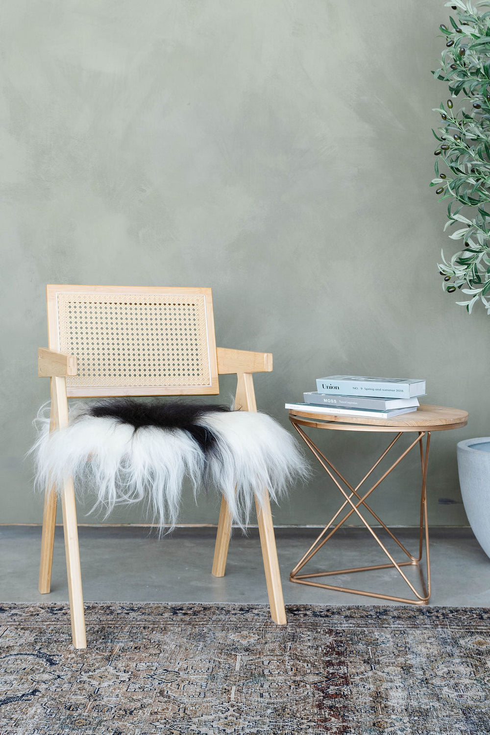 Black Spotted Icelandic Sheepskin Chair Pad | Random 