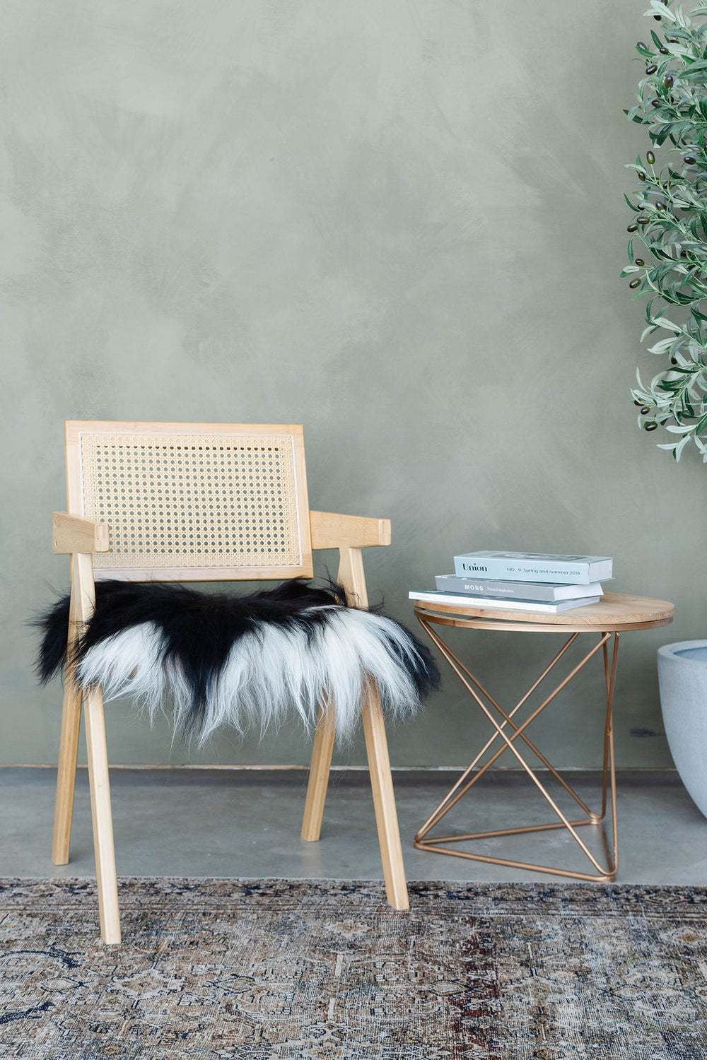 Black Spotted Icelandic Sheepskin Chair Pad | Random 