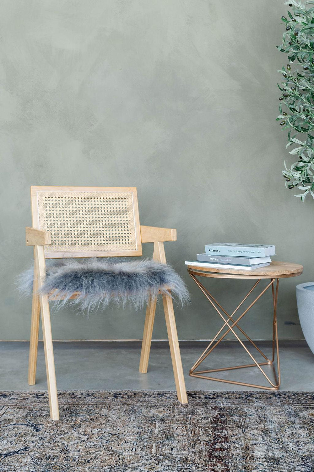 Silver Icelandic Sheepskin Chair Pad 