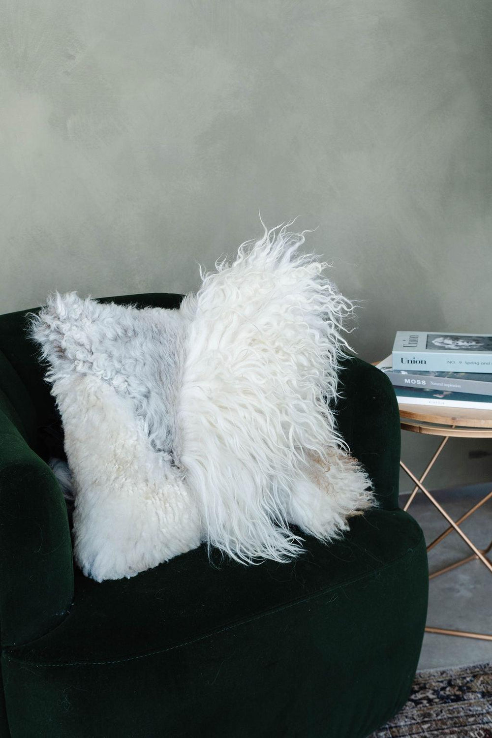 Cuscino in pelle di pecora Mélange, lana riccia 