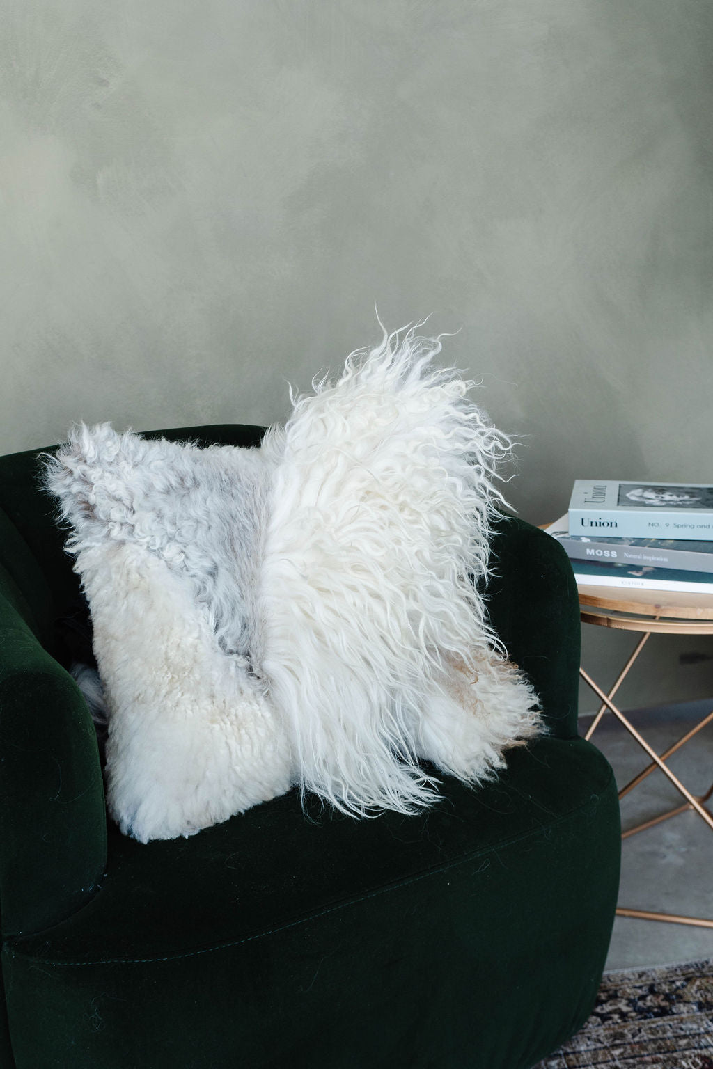 Mélange Sheepskin Pillow, curly wool 