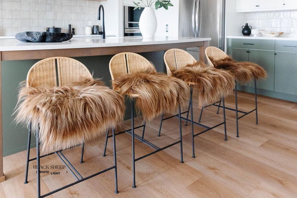 BROWN ICELANDIC SHEEPSKIN CHAIR PAD 