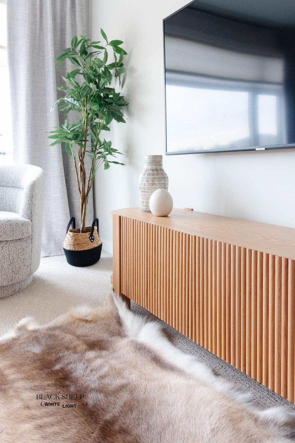 Light Sami Reindeer Hide EX-STOCK Canada 