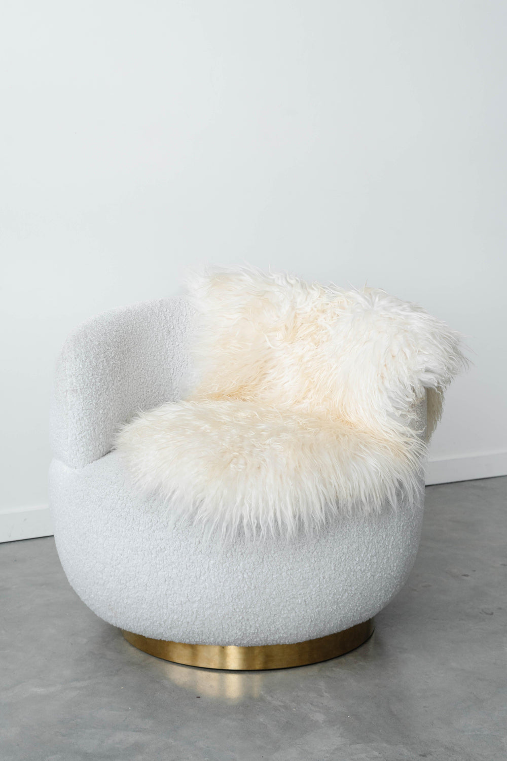 Peau de mouton islandaise bouclée blanche 