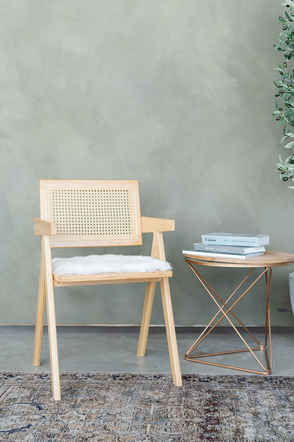 Shorn White Icelandic Sheepskin Chair Pad 