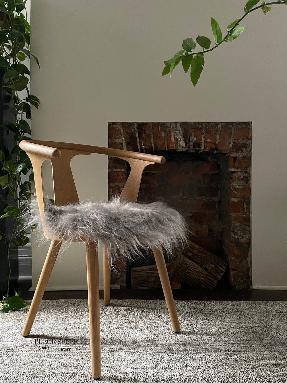 Mineral Icelandic Sheepskin Chair Pad 