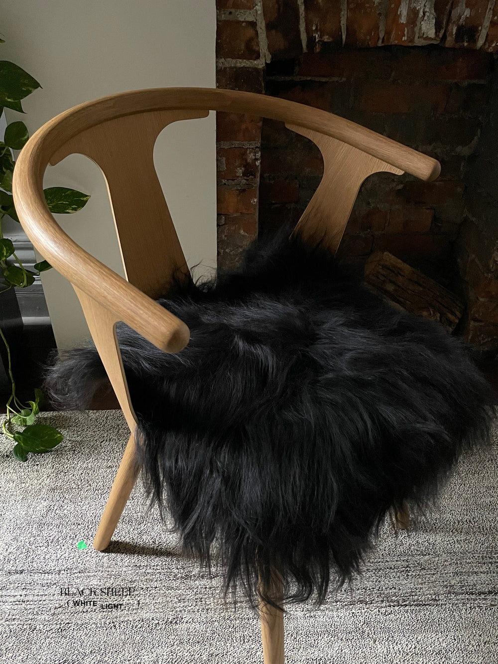 Black Icelandic Sheepskin Chair Pad 