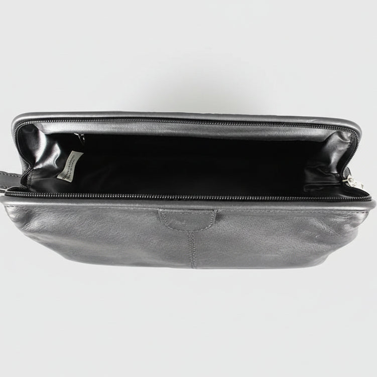 Borsa da toilette in pelle strutturata JBG International | EX-STOCK Canada 