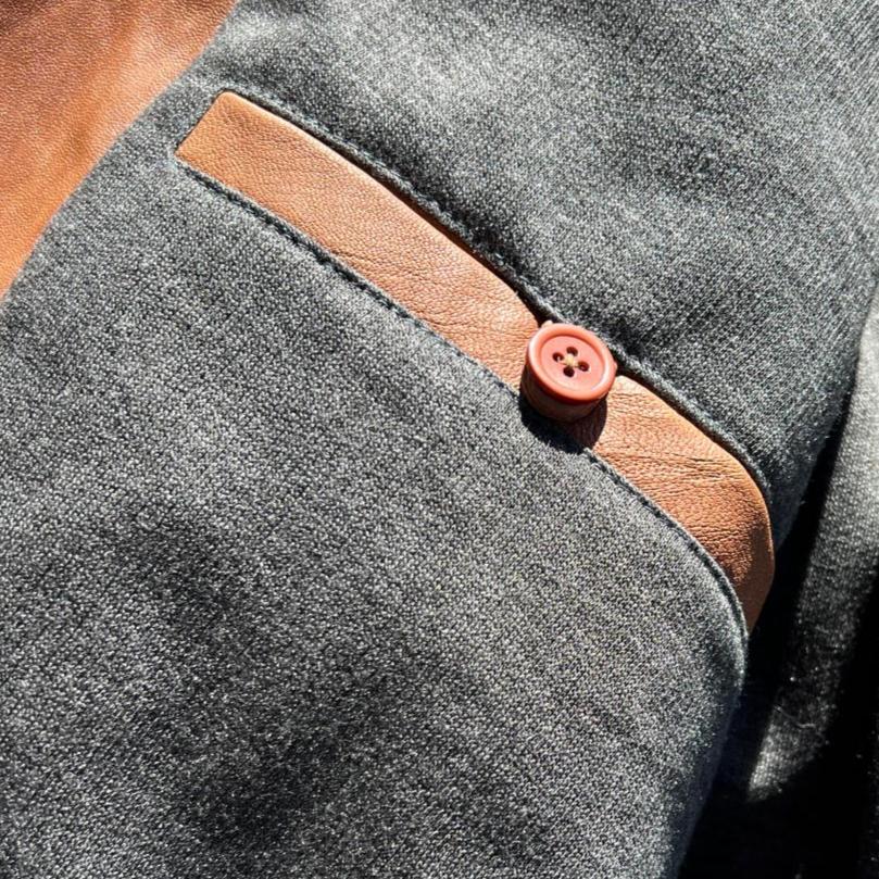 سترة كلاسيكية رجالية بأربعة جيوب من جلد الحملEX-STOCK Canada 