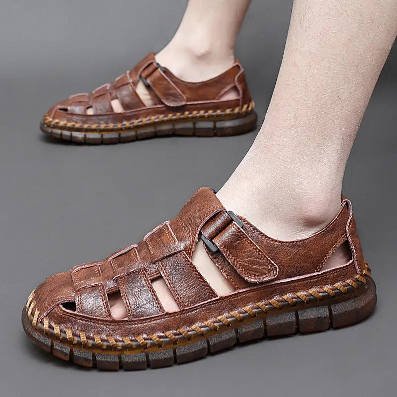Plus Size Men's Beach Sandals Retro Hollow Out