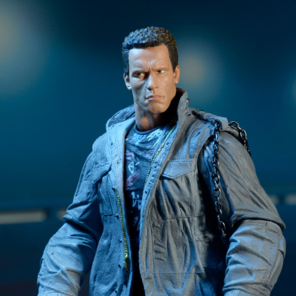 Figurine d'action « Terminator - 7 » : T-800 ultime (Tech Noir) (Précommande fév/mar 2026)EX-STOCK Canada 