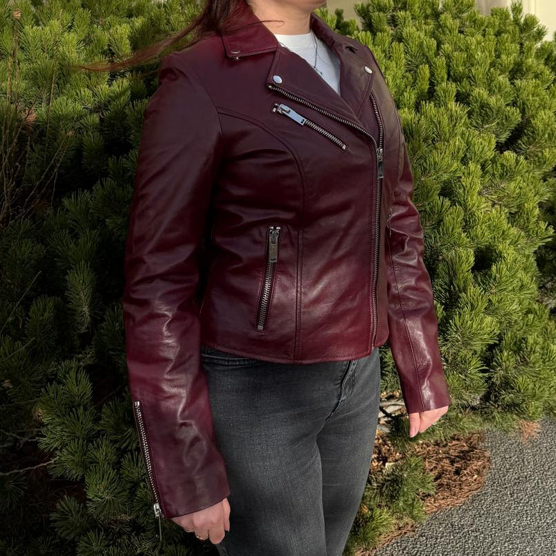 Blouson moto pour femmes en cuir d'agneau haut de gamme avec zips asymétriquesEX-STOCK Canada 