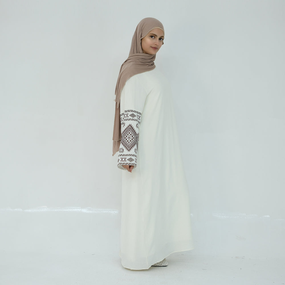 Nahost Exquisite Stickerei Elegantes Kleid - EX-STOCK Canada