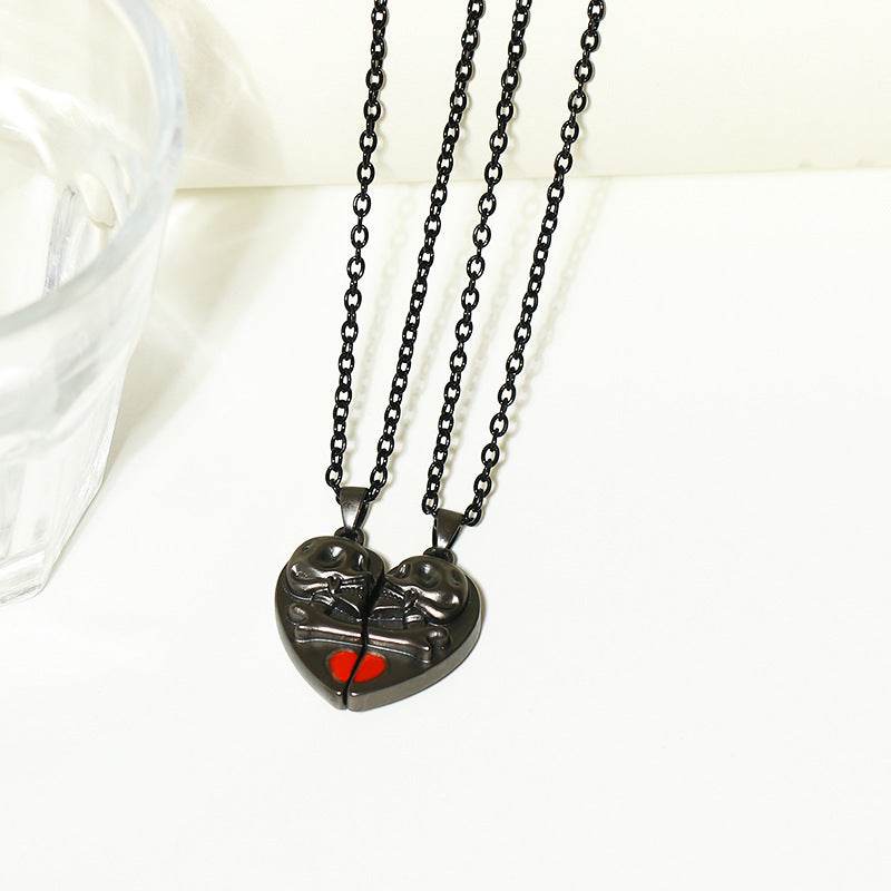 Punk Retro Skull Pendant Halloween Necklace Heart-shaped Magnetic Stitching Love Skull Couple Necklace EX-STOCK