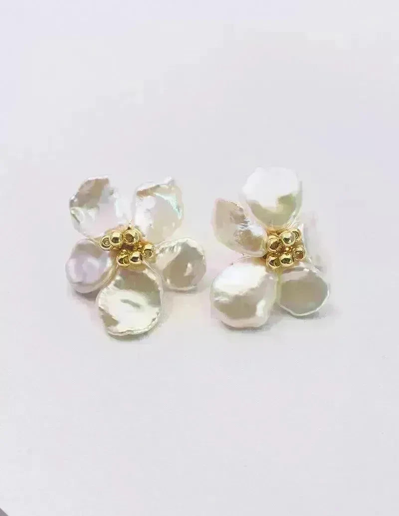 Baroque Pearl Earrings Female European And American Temperament Personality Flower Stud Earrings - EX-STOCK CANADA