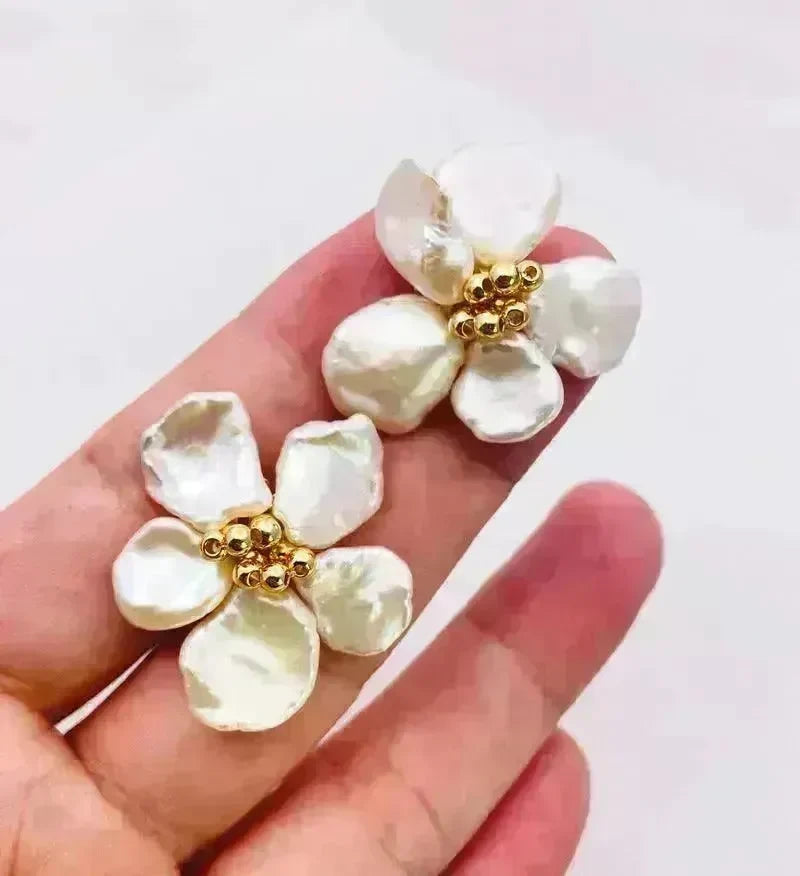 Baroque Pearl Earrings Female European And American Temperament Personality Flower Stud Earrings - EX-STOCK CANADA