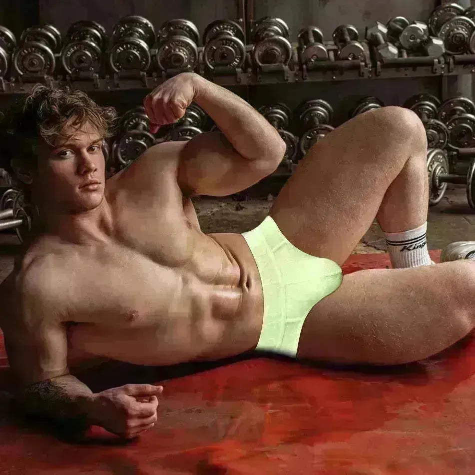 Men's Briefs Sexy And Breathable Embossed Pattern