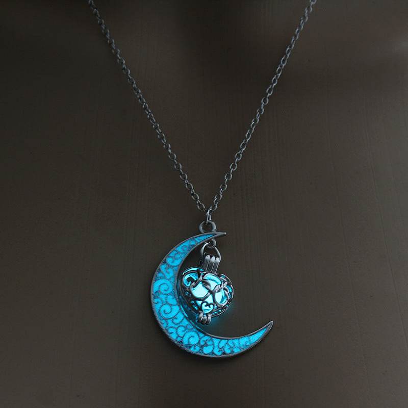Glowing Pendant Necklaces Silver Plated Chain Necklaces EX-STOCK