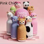 Collection of colorful animal-themed water bottles with 'Chicu Tom' branding on a pink background.