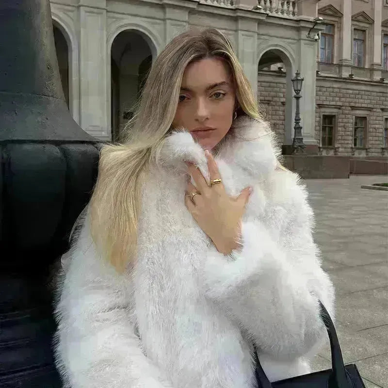 Classy Fashionable Winter Plain Huge Faux Fur Coat for Ladies